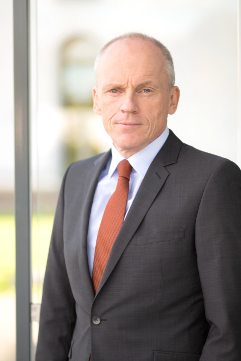 Ein Portrait von Henning Puvogel